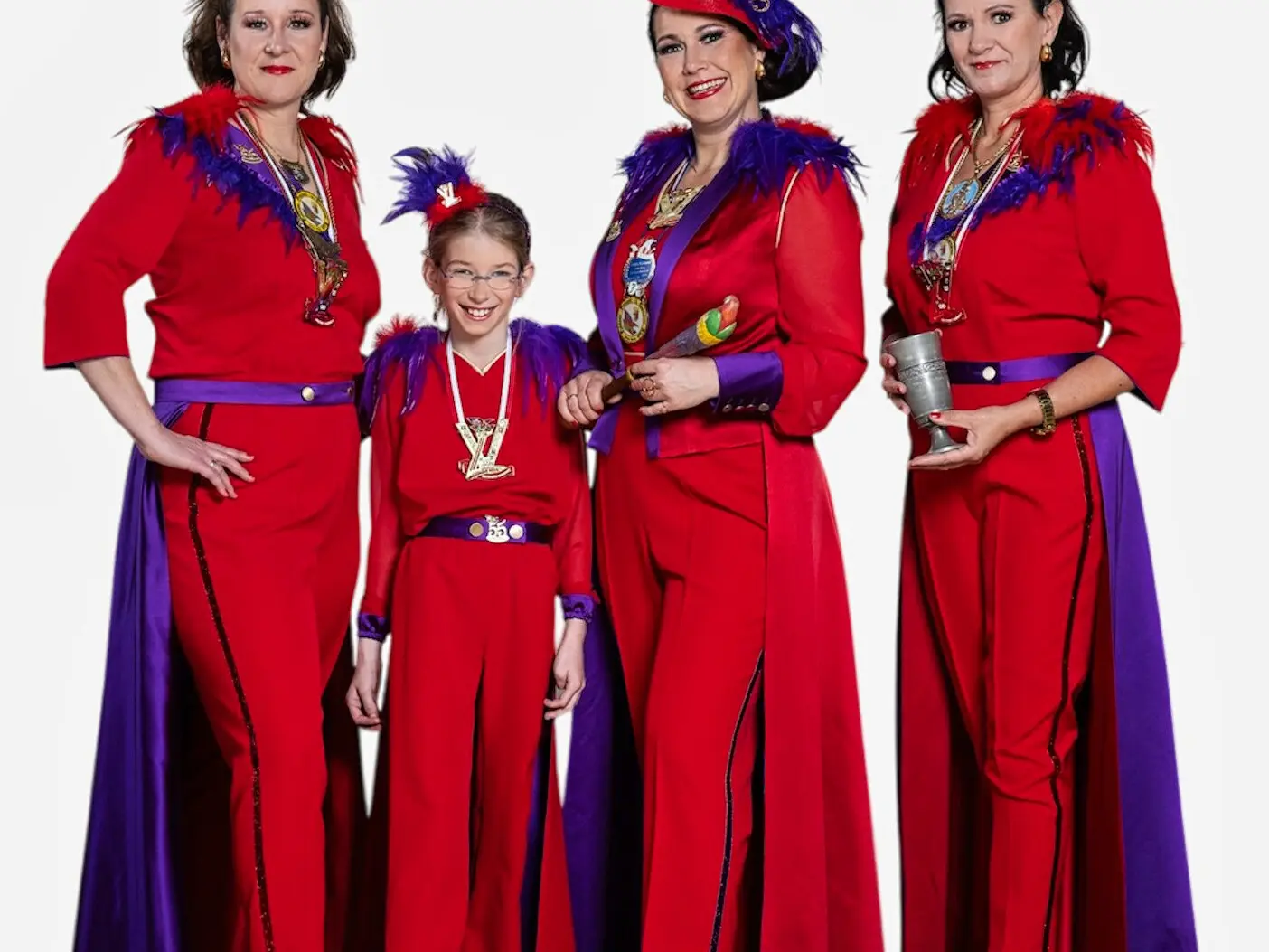 Hofmarschall Veronique XXXIII, Die Foaset Verbindet!